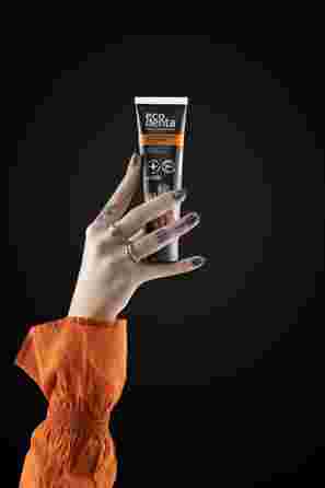 ECODENTA Black Cinnamon Whitening zobu pasta, 100 ml