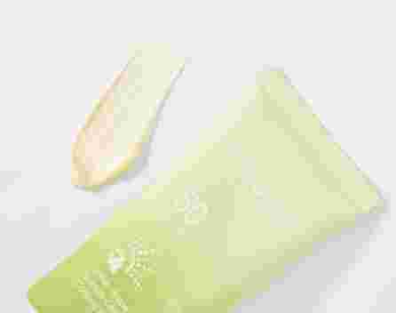 FRUDIA Green Grape Sebum Control Cooling saules aizsargkrēms, 50 g