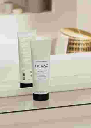 LIERAC The Scrub Mask maska un skrubis, 75 ml