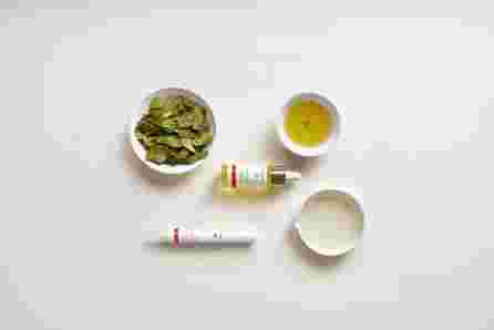 DR.HAUSCHKA Neem eļļa nagiem un kutikulai, 18 ml