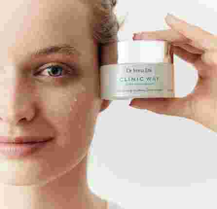 CLINIC WAY  Moisturizing-Soothing SPF 20 dienas sejas krēms, 50 ml