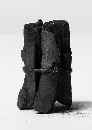 ECODENTA With Black Charcoal mutes skalojamais līdzeklis, 500 ml