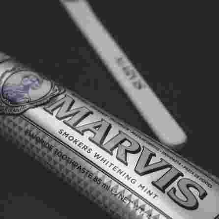 MARVIS Smokers Whitening Mint zobu pasta, 85 ml