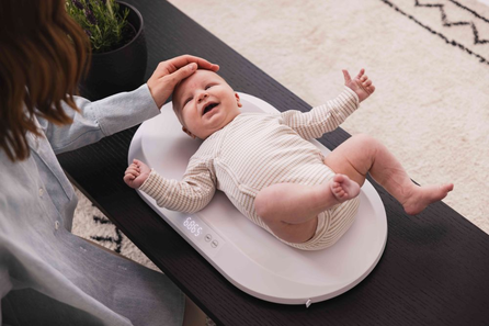 MOMINI Baby TinyTally elektroniskie svari, 1 gab.